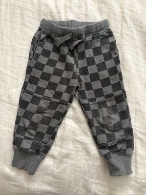 Hanna Andersson Gray Checkered Jogger Pants